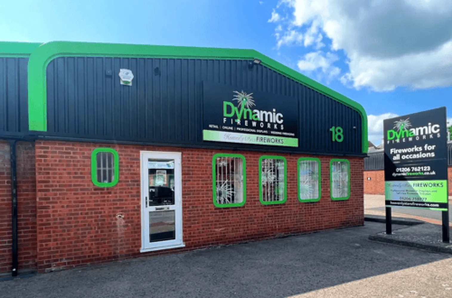  Dynamic Fireworks - Colchester 